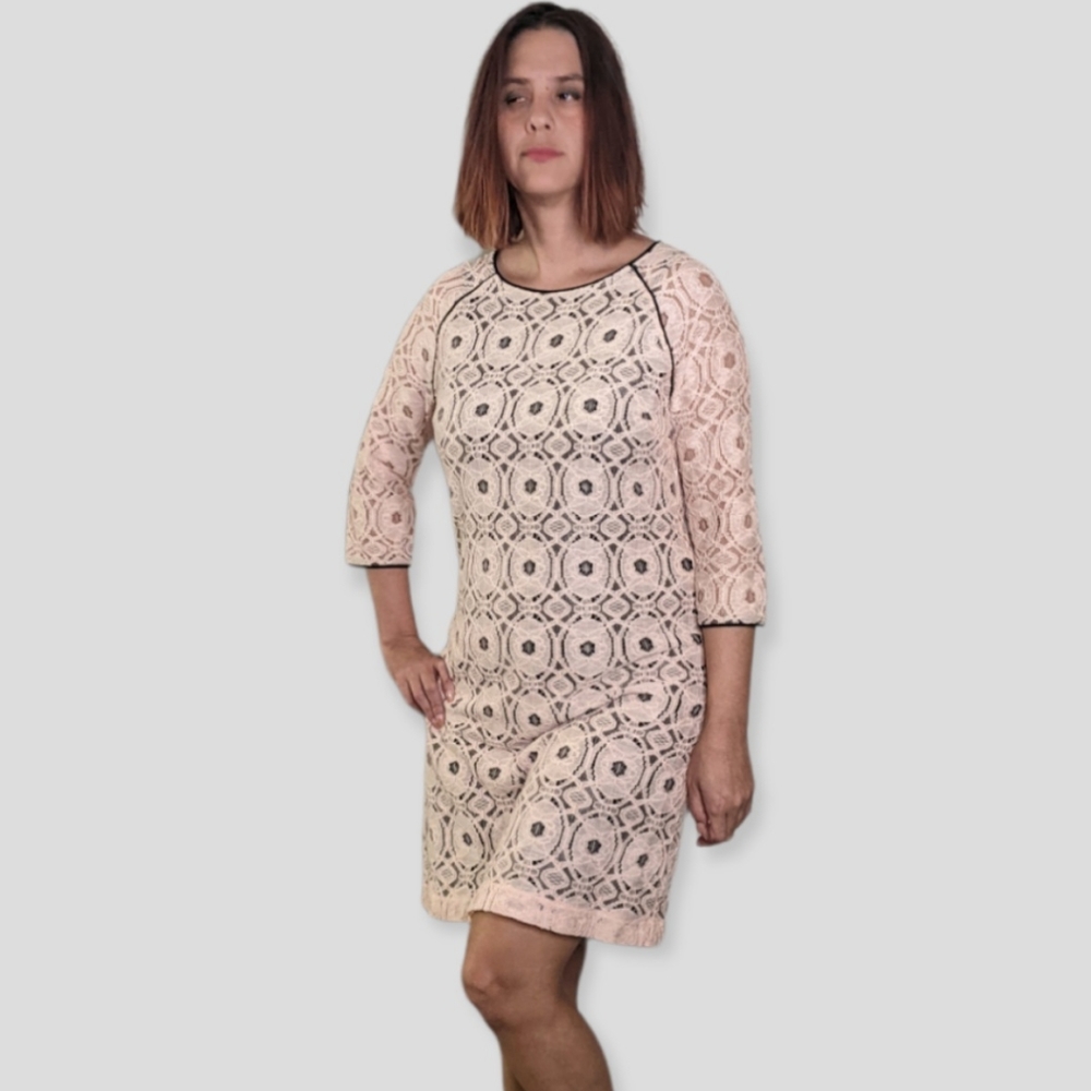 JAYE. J. Lace Dress ~ EUC